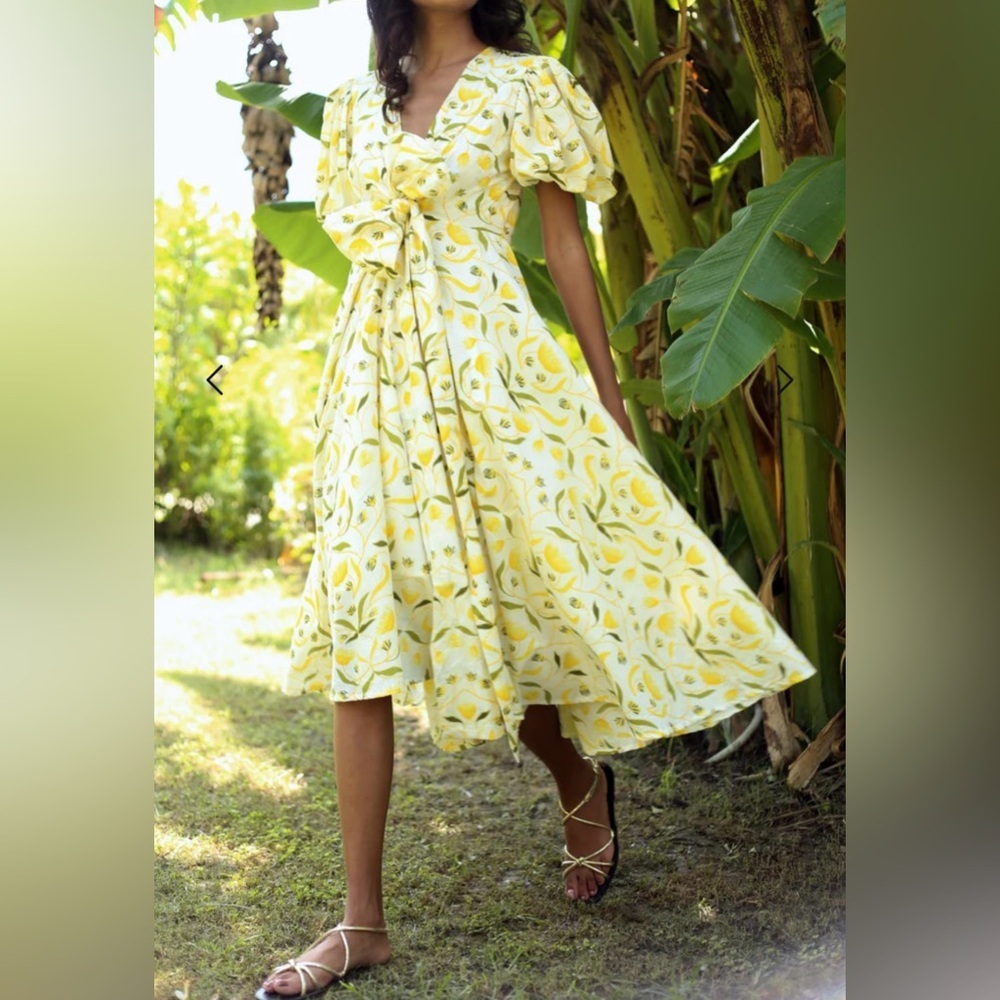 Monsoon and Beyond‎ Lola Midi